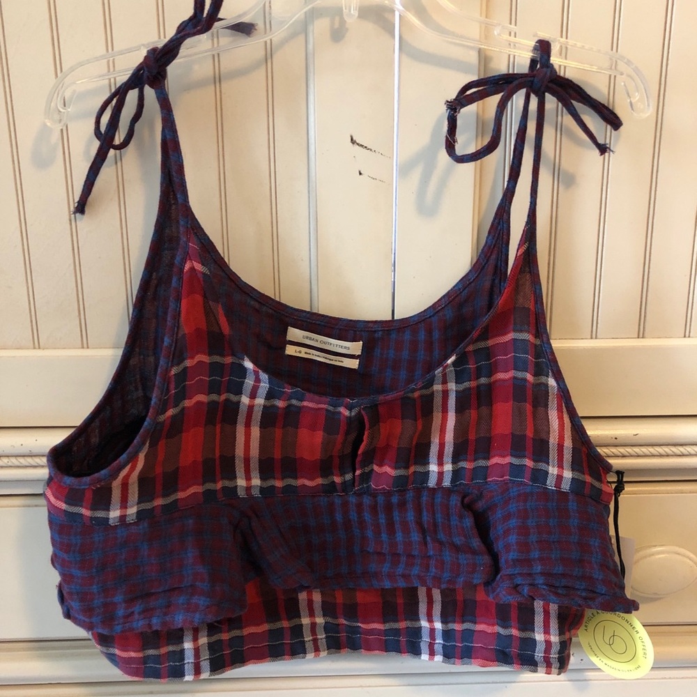 Urban outfitters crop top ❤️